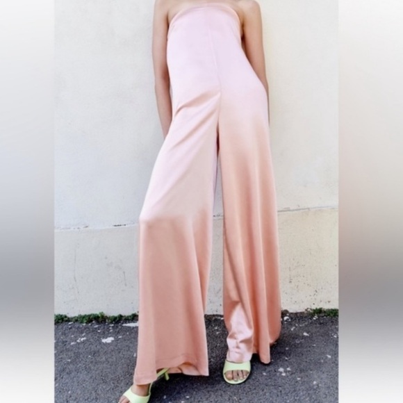 Zara satin jumpsuit - Picture 2 of 5